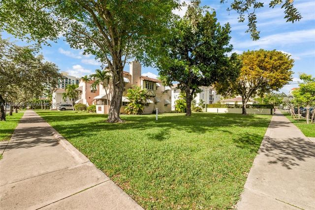 111 Salamanca Ave, Coral Gables, FL 33134