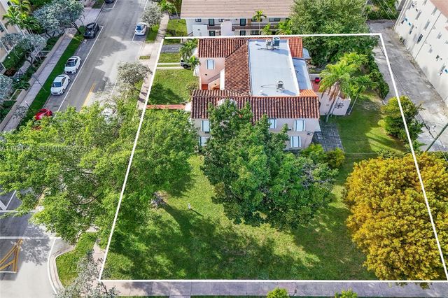 111 Salamanca Ave, Coral Gables, FL 33134