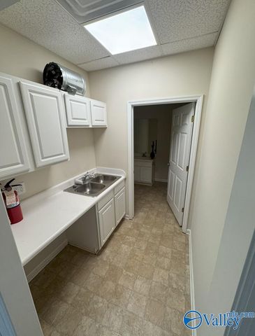 14647 Cambridge Lane D, Athens, AL 35613