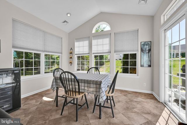 1546 EMERSON DR, Mount Joy, PA 17552