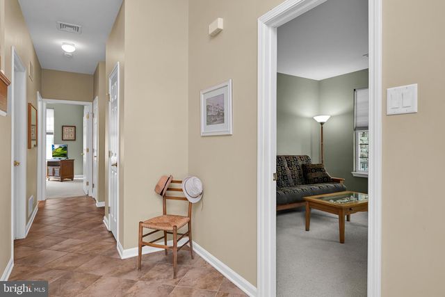 1546 EMERSON DR, Mount Joy, PA 17552