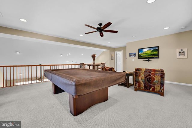 1546 EMERSON DR, Mount Joy, PA 17552