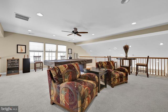 1546 EMERSON DR, Mount Joy, PA 17552