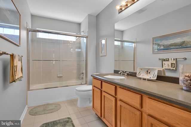 1546 EMERSON DR, Mount Joy, PA 17552