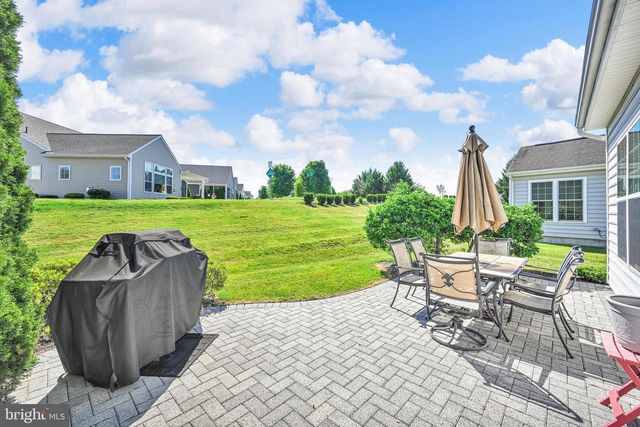 1546 EMERSON DR, Mount Joy, PA 17552