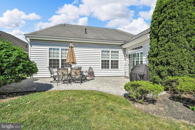 1546 EMERSON DR, Mount Joy, PA 17552