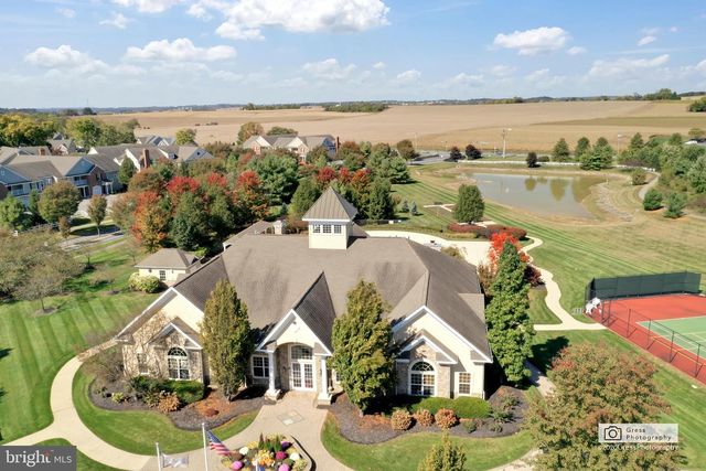 1546 EMERSON DR, Mount Joy, PA 17552