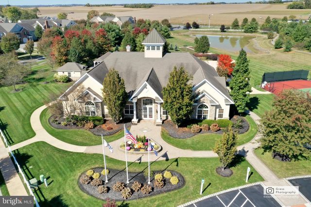 1546 EMERSON DR, Mount Joy, PA 17552
