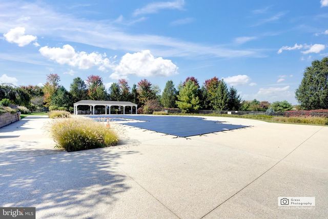1546 EMERSON DR, Mount Joy, PA 17552