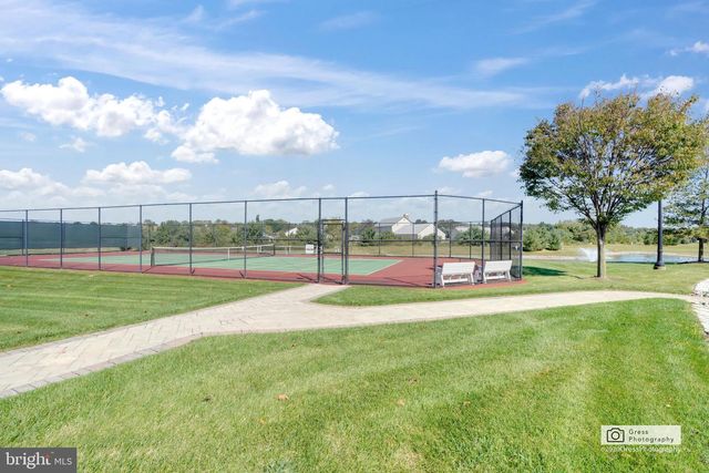 1546 EMERSON DR, Mount Joy, PA 17552