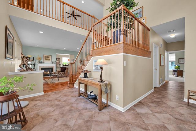 1546 EMERSON DR, Mount Joy, PA 17552