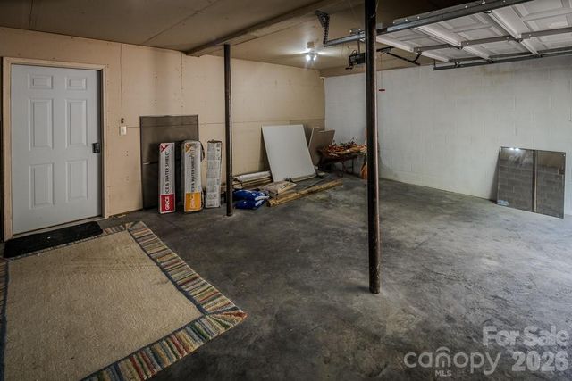 239 Dutch Treat Road, Banner Elk, NC 28504