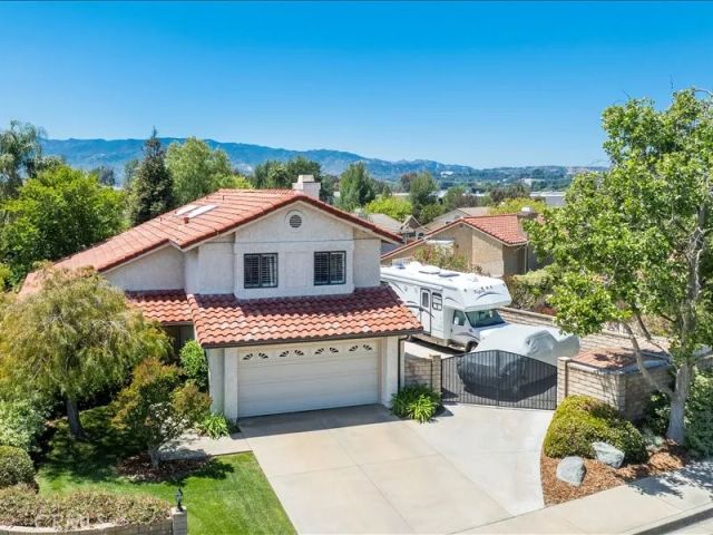 22648 Oxford, Saugus, CA 91350
