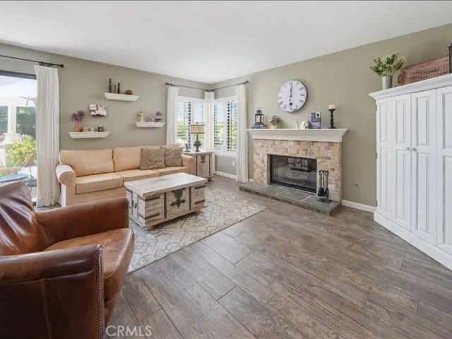 22648 Oxford, Saugus, CA 91350