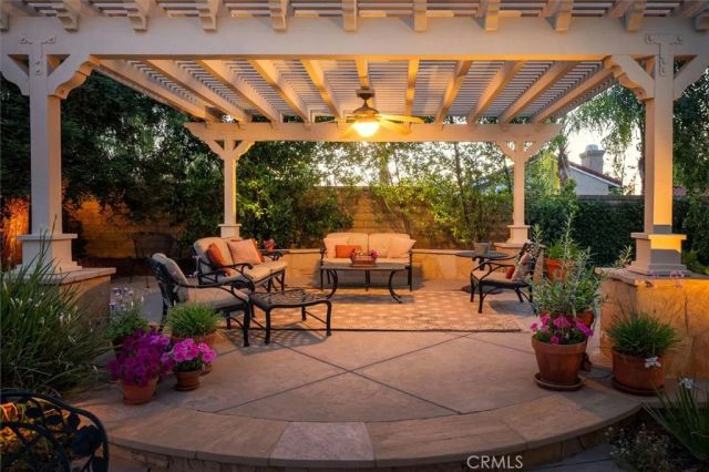 22648 Oxford, Saugus, CA 91350