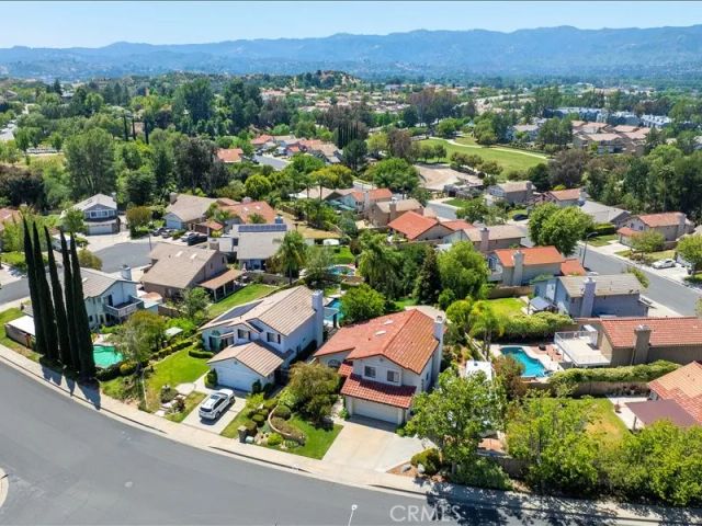 22648 Oxford, Saugus, CA 91350