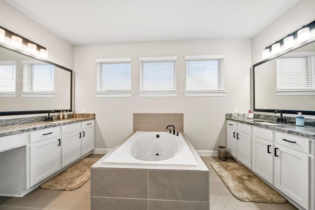 702 Hooks Trail, League City, TX 77573
