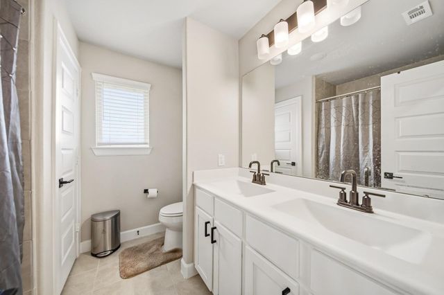 702 Hooks Trail, League City, TX 77573