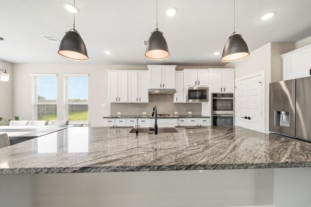 702 Hooks Trail, League City, TX 77573