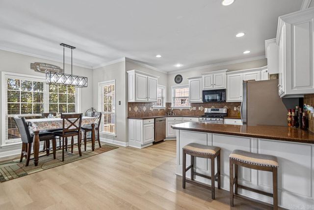 2815 Mossy Creek Drive, Little Rock, AR 72211