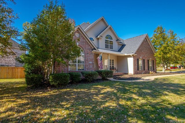 2815 Mossy Creek Drive, Little Rock, AR 72211