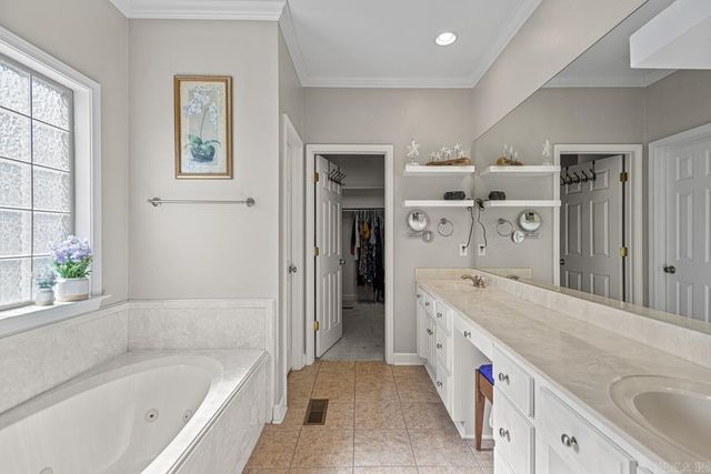 2815 Mossy Creek Drive, Little Rock, AR 72211