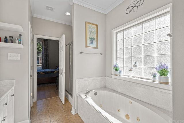 2815 Mossy Creek Drive, Little Rock, AR 72211