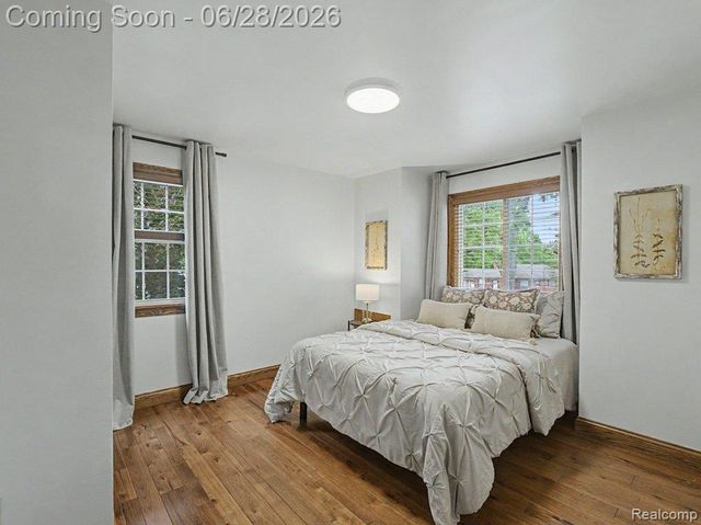 1010 Genesee Drive, Royal Oak, MI 48073