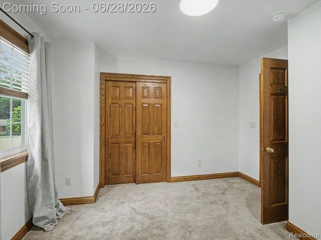 1010 Genesee Drive, Royal Oak, MI 48073