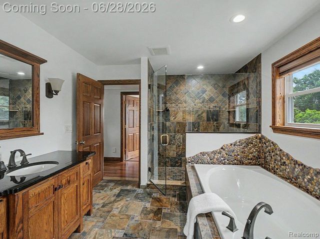 1010 Genesee Drive, Royal Oak, MI 48073