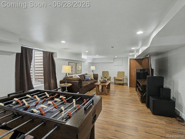 1010 Genesee Drive, Royal Oak, MI 48073