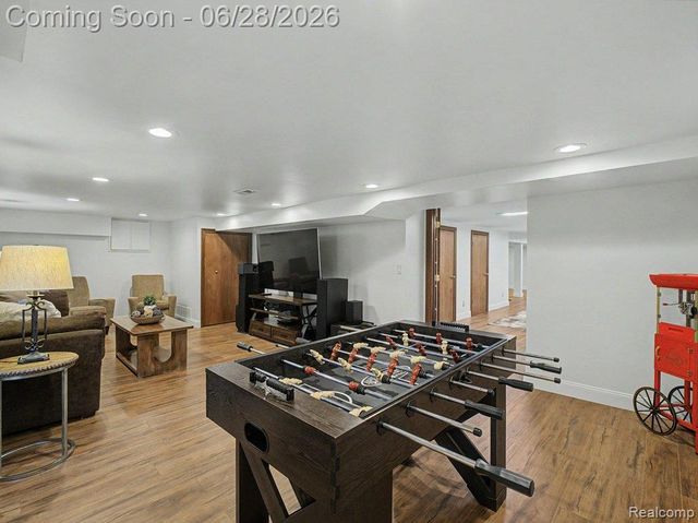 1010 Genesee Drive, Royal Oak, MI 48073