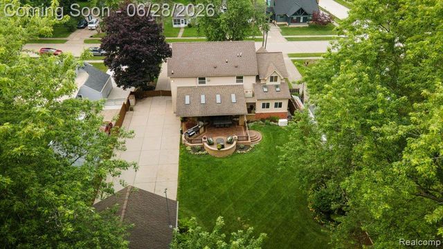 1010 Genesee Drive, Royal Oak, MI 48073
