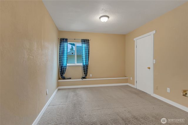 9310 Pinedrop Drive SE, Olympia, WA 98513