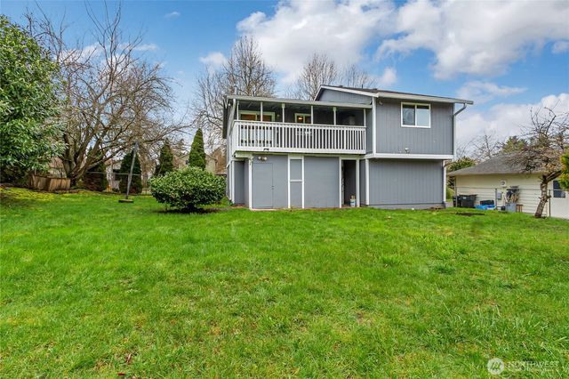 9310 Pinedrop Drive SE, Olympia, WA 98513