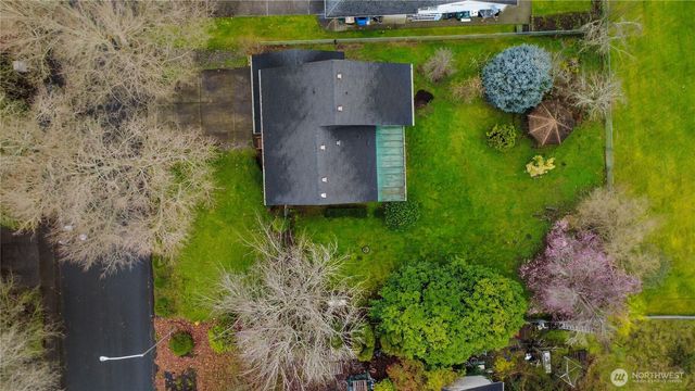 9310 Pinedrop Drive SE, Olympia, WA 98513