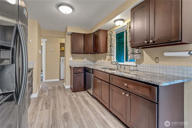 9310 Pinedrop Drive SE, Olympia, WA 98513