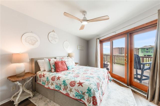 5973 State Highway 361 125, Port Aransas, TX 78373