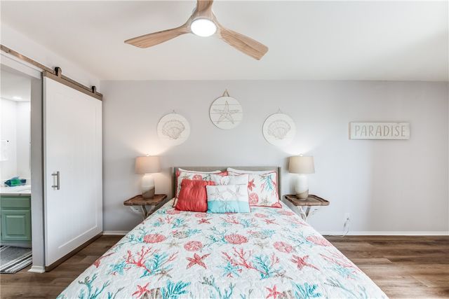 5973 State Highway 361 125, Port Aransas, TX 78373
