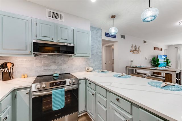 5973 State Highway 361 125, Port Aransas, TX 78373