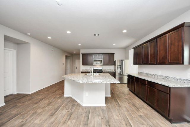 1702 Cooper Bluff Court, Richmond, TX 77469