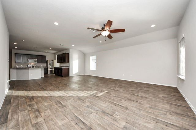 1702 Cooper Bluff Court, Richmond, TX 77469