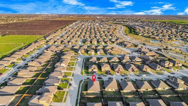 1702 Cooper Bluff Court, Richmond, TX 77469