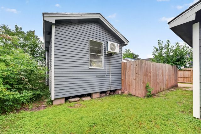 6715 Victoria Street B, Houston, TX 77020