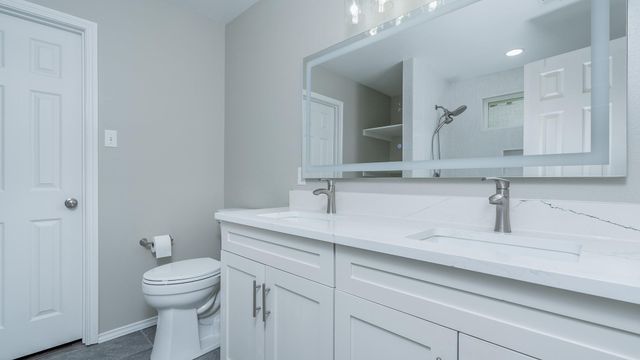257 Lake Washington DR, Kyle, TX 78640