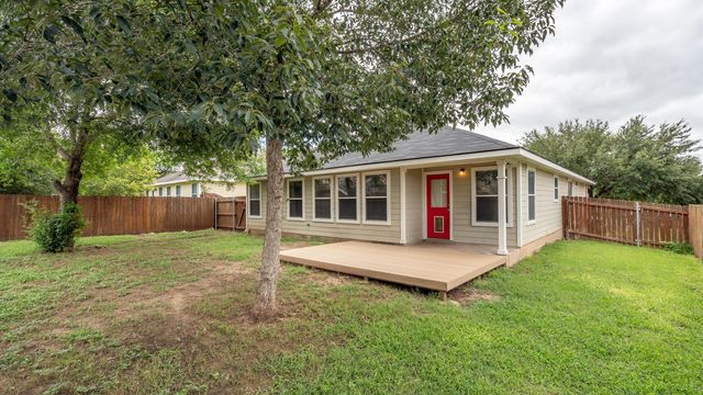 257 Lake Washington DR, Kyle, TX 78640