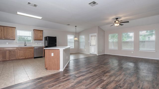 257 Lake Washington DR, Kyle, TX 78640