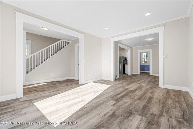 1232 W Michigan Avenue, Lansing, MI 48915