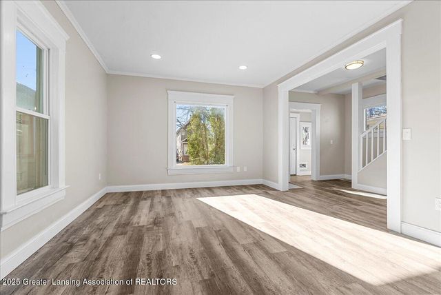 1232 W Michigan Avenue, Lansing, MI 48915