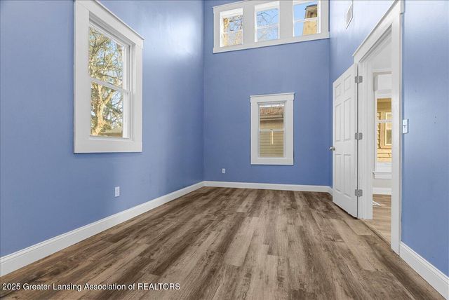 1232 W Michigan Avenue, Lansing, MI 48915